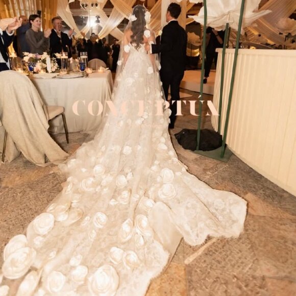 3D Veil with flowers